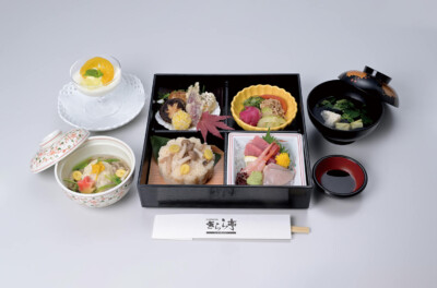 3,500円(税込 3,780円)