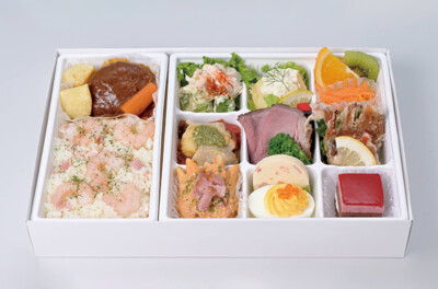 本体価格 3,000円(税込 3,240円)