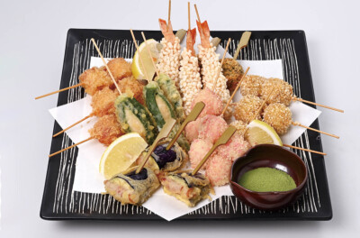 3,400円(税込3,672円)