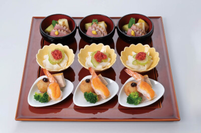 4,000円(税込4,320円)